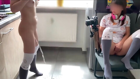 Stepsisters like pissing on the kitchen...